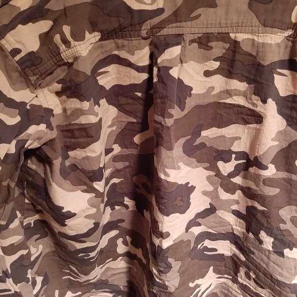Camouflage Shirt - Picture 3 of 3